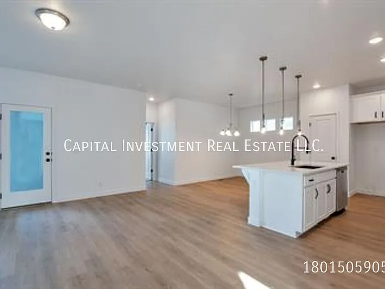 4692 W Camellia Ln — Photo 7