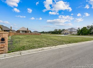 862 Lorikeet Ln, New Braunfels, TX 78132