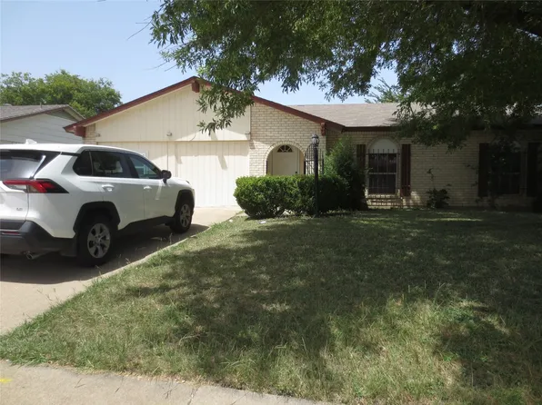 1107 Waverly Dr, Arlington, TX 76015