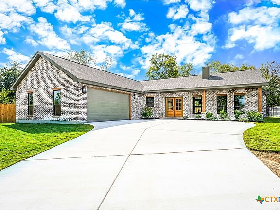 2nd image of 249 Sandpiper Ln