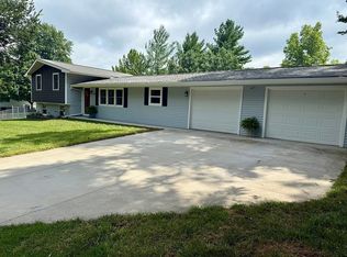 735 Mill St, Mt Zion, IL 62549