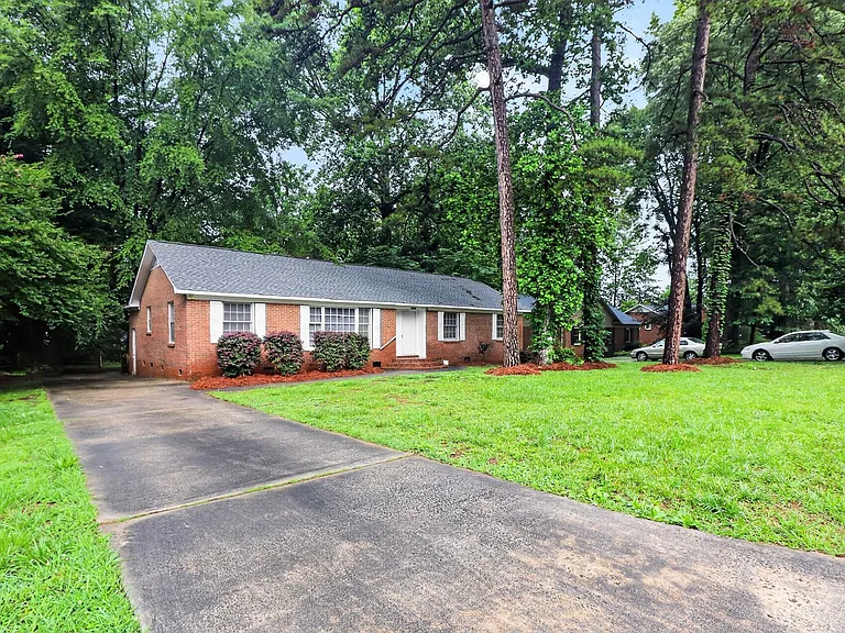 11228 Gladewater Dr — Photo 2