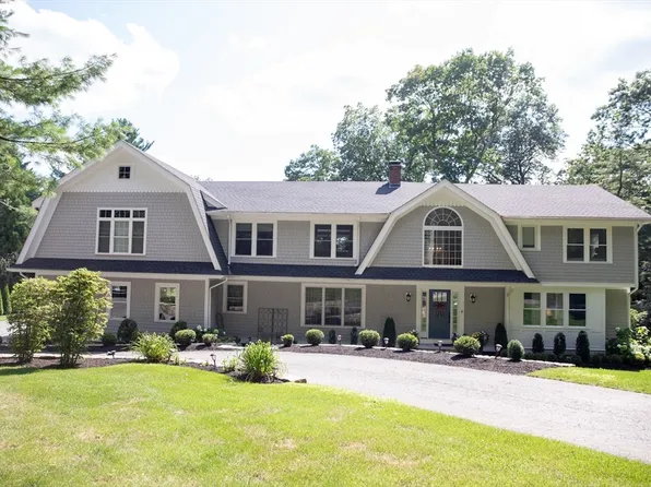 38 Green Lodge St, Canton, MA 02021