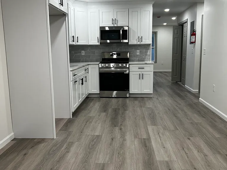 36 N 7th St #A — Photo 2