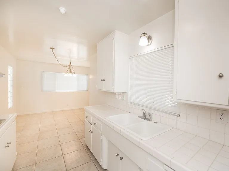 5769 E Oakbrook St — Photo 15