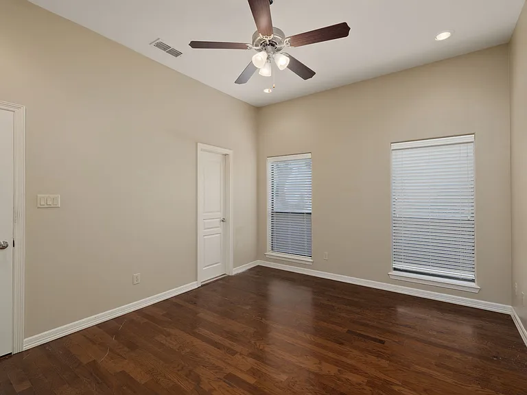 2805 Mimosa St #11 — Photo 6