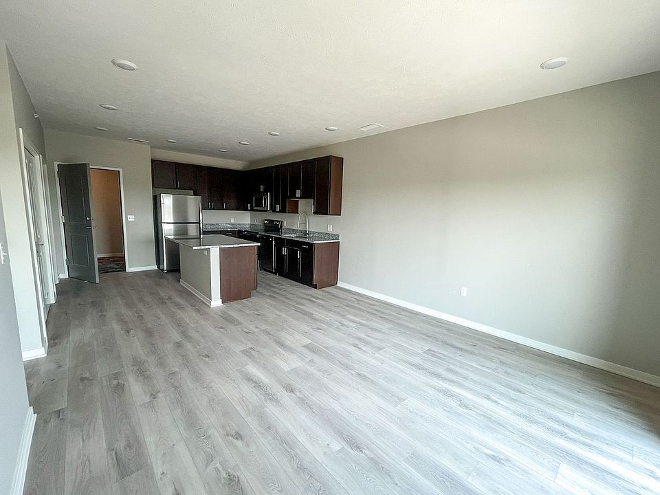 1st image of 4730 Innovation Dr #4750-408