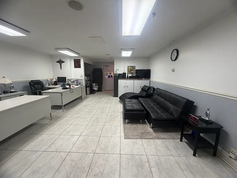 4600 N Cumberland Ave #1 — Photo 11