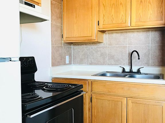 2nd image of 4510 Arlen Ave #250D
