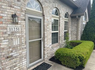 11251 Abington Pl, Fishers, IN