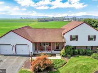 335 Rock Point Rd, Marietta, PA 17547