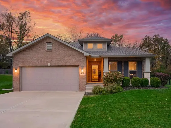 4754 Lakecrest Dr, Shawnee, KS 66218