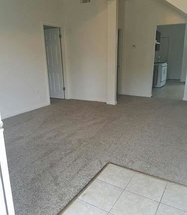 0001_2079389190_medium