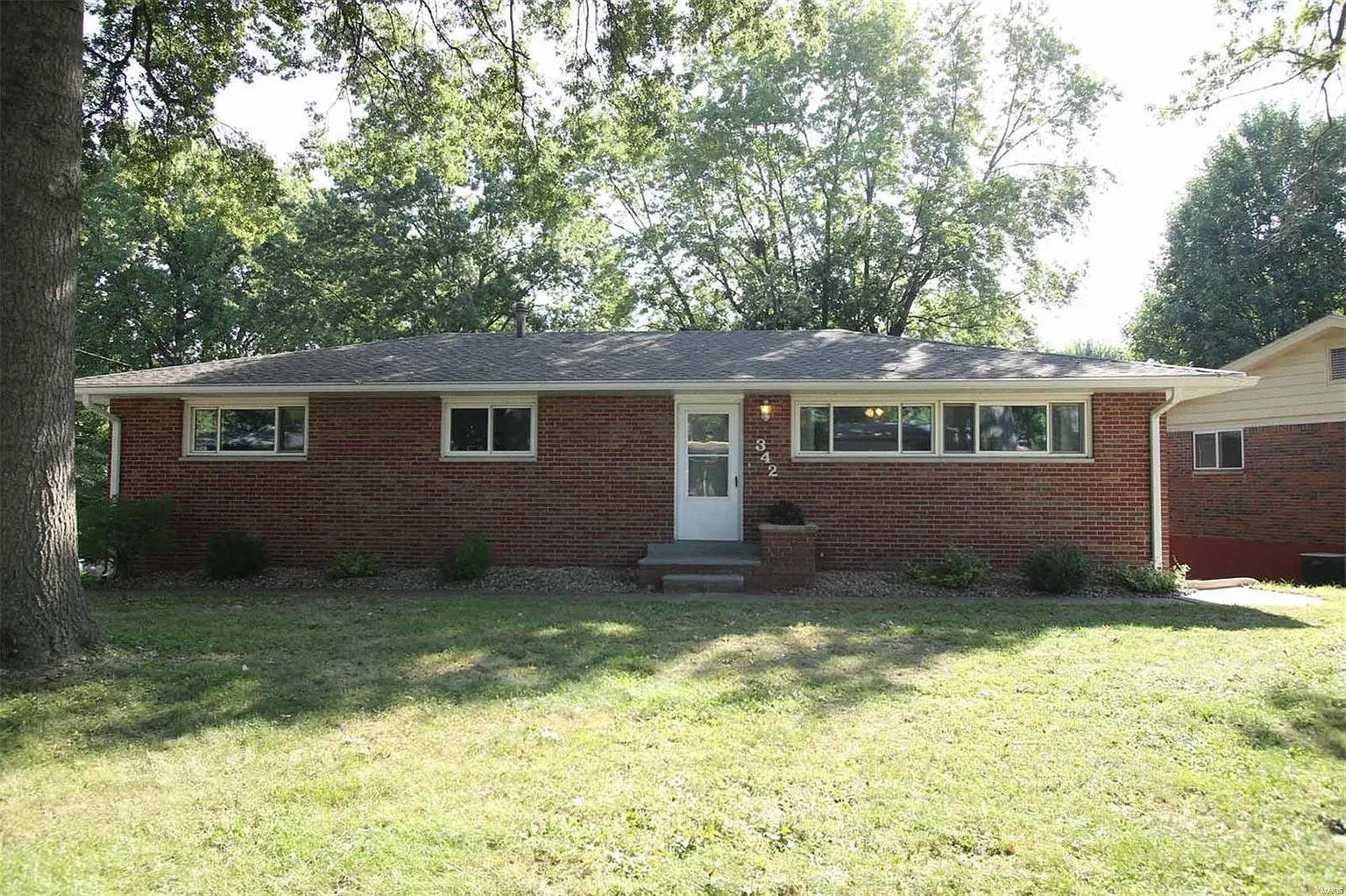 342 Reno Ave photo 1