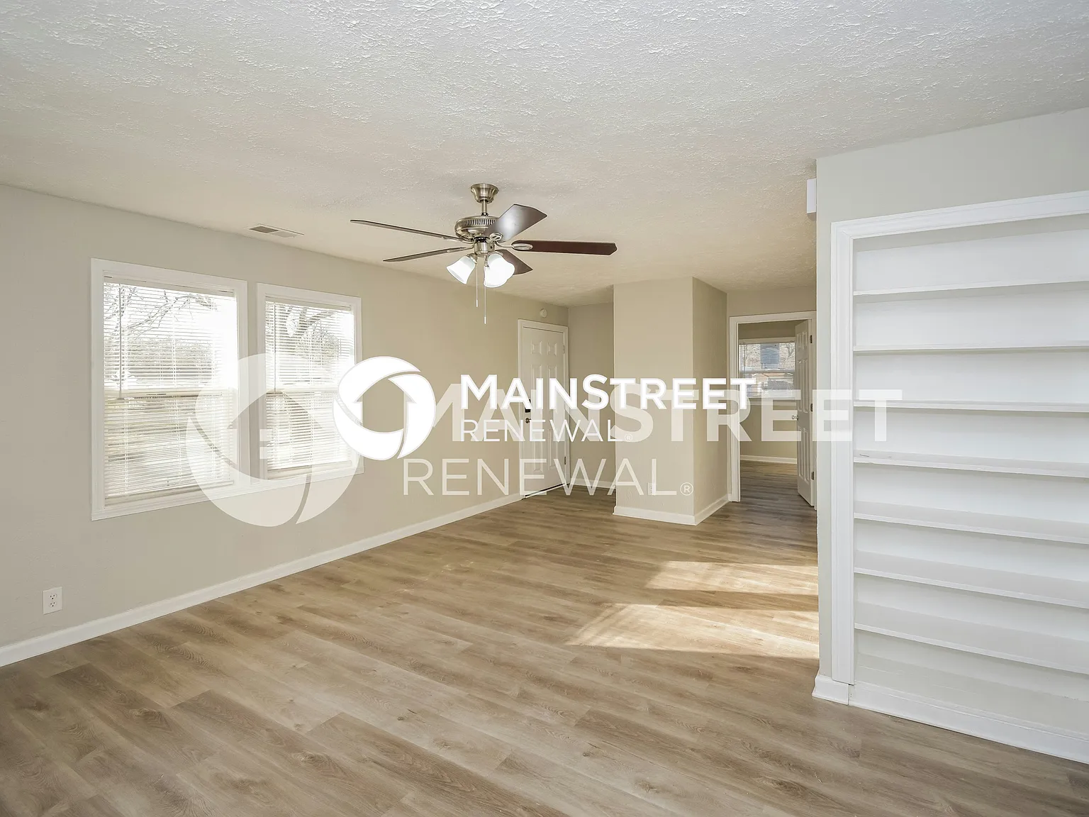 2343 Magnolia Pl — Photo 4