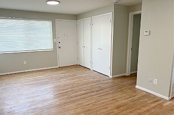 4th image of 571 E 4th Ave APT 4