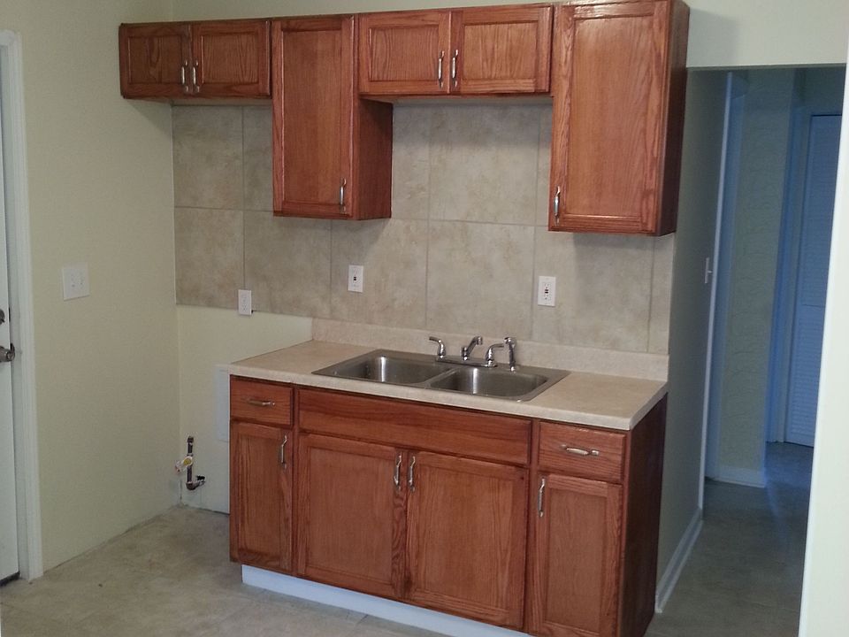 1st image of 19307 Cherrywood Ln