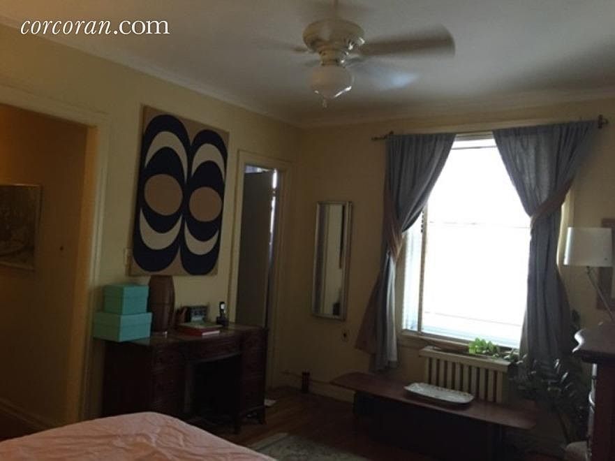 2nd image of 59 Pineapple St APT 4B