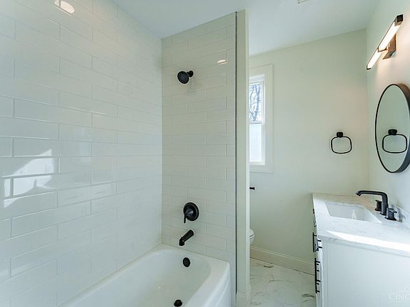 5th image of 6845 Park Ave