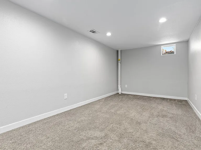4451 Eliot St — Photo 29