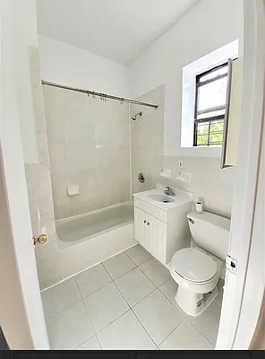 Rented by Urban Pads | media 8