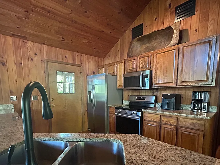 240 Rose Ln — Photo 24