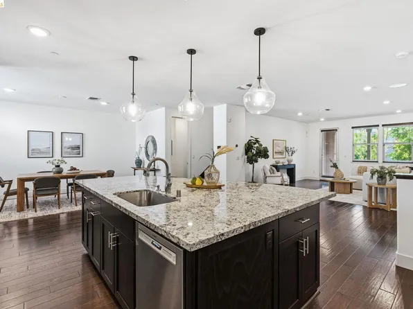 475 Mitchell Ave, Alameda, CA 94501