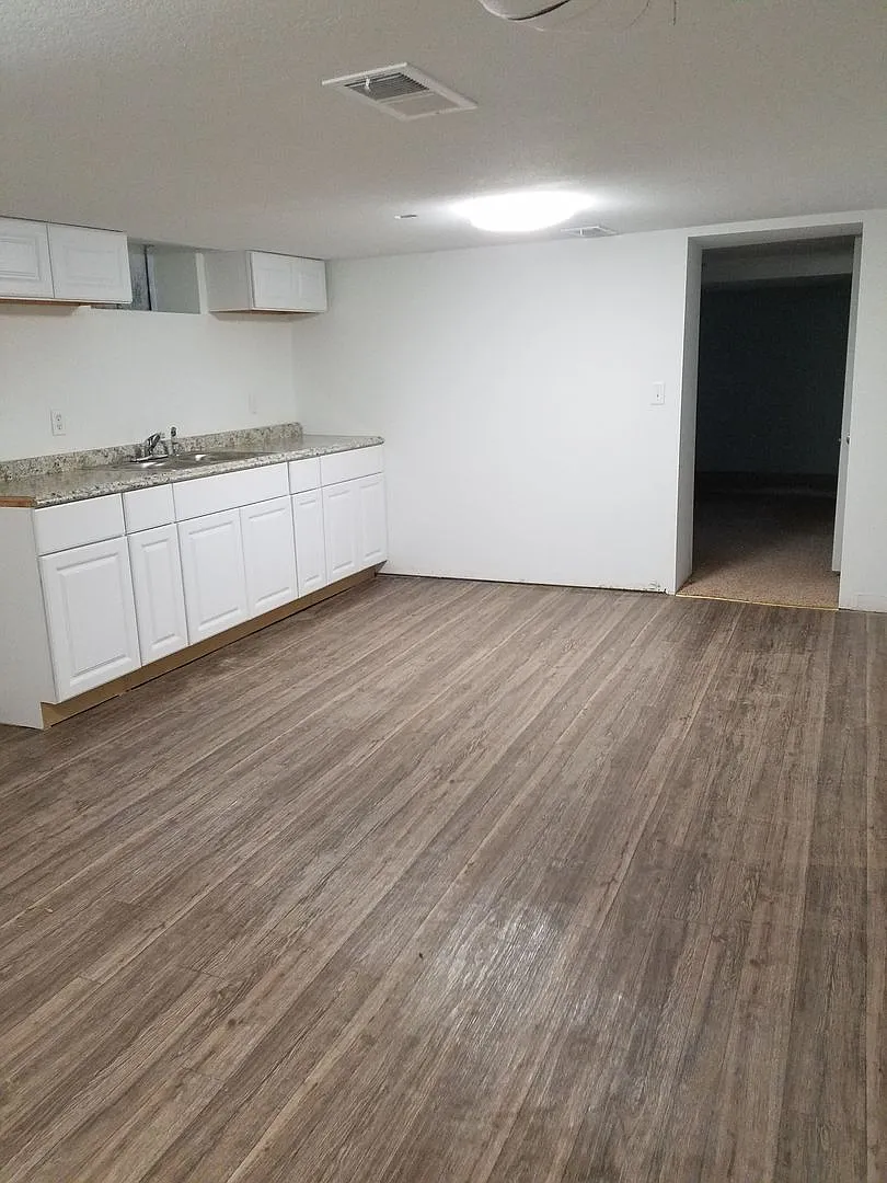 720 3rd Street — Photo 2
