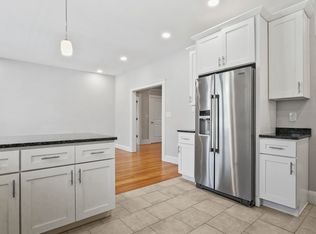 91 Verndale St #2, Brookline, MA 02446