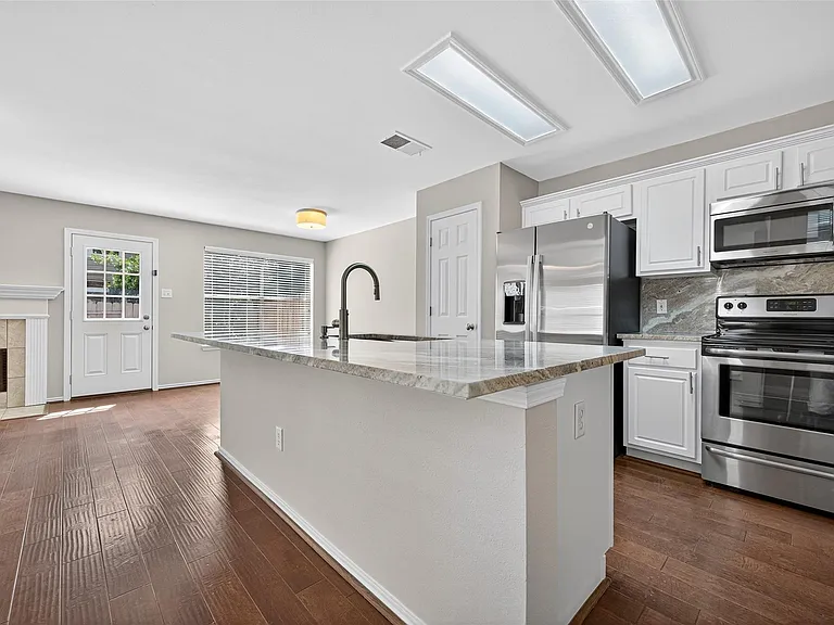 54 Marble Rock Pl — Photo 13