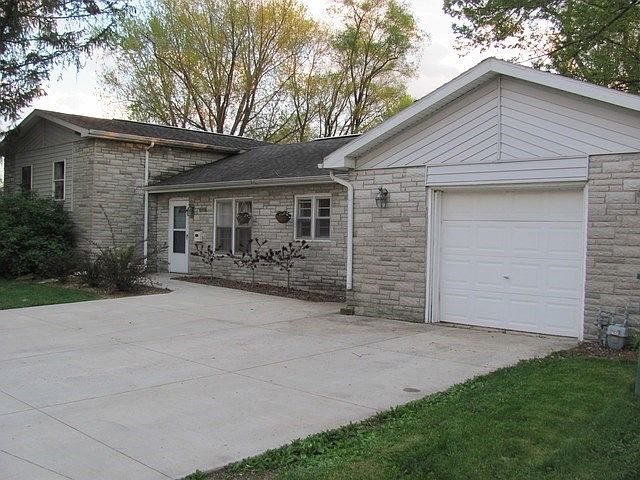 1st image of 640 S Outer Dr