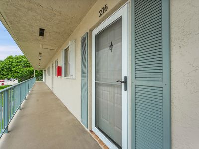 216 Oxford 200 #216, West Palm Beach, FL, 33417