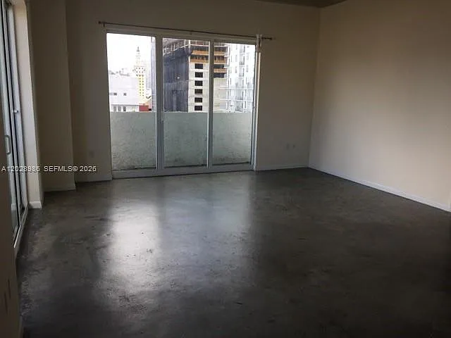 133 NE 2nd Ave #913 — Photo 2