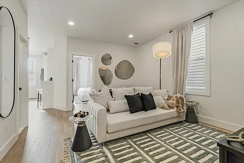 97-99 Zabriskie St #3R Photo 1