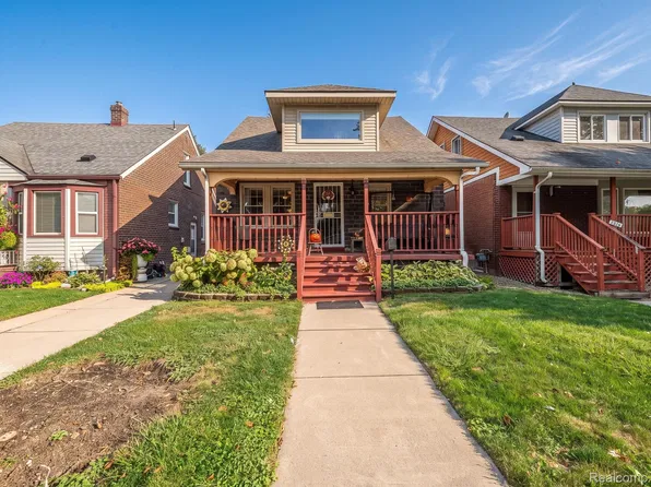 1424 Fort Park Blvd, Lincoln Park, MI 48146
