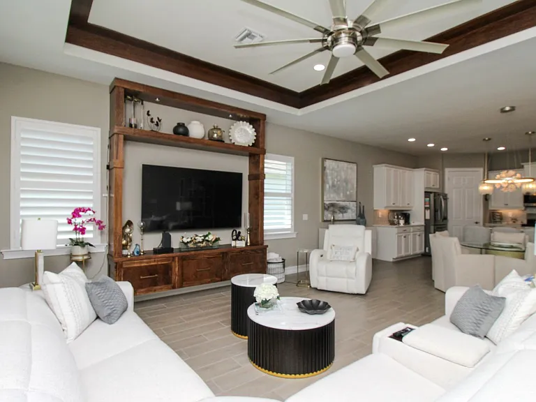 14849 Windward Ln — Photo 34