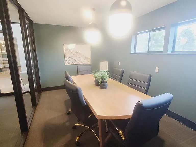 Sugarbush Apartments — Photo 36