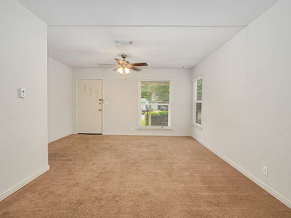 3rd image of 5832 Locke Ave