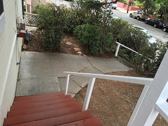 Front yard - from the front door