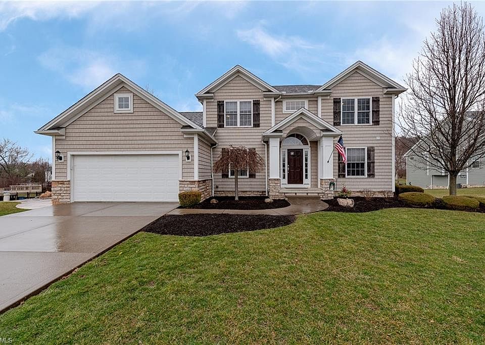 1st image of 1321 Bel Air Cir