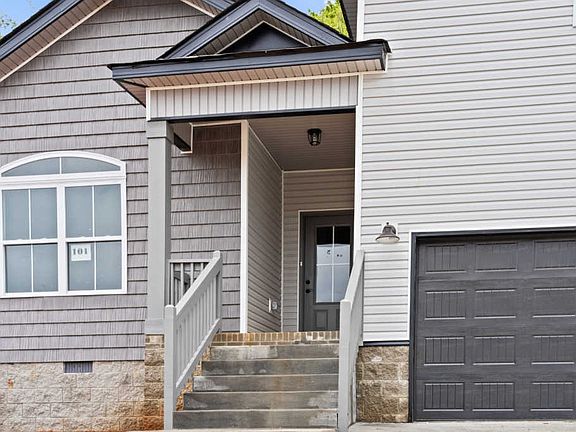 2nd image of 101 Chestnut Dr