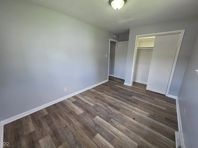2036 Calhoun St — Photo 10