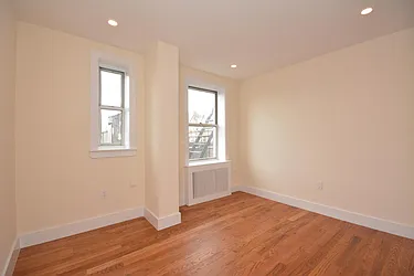 Rented by Uptown Flats LLC