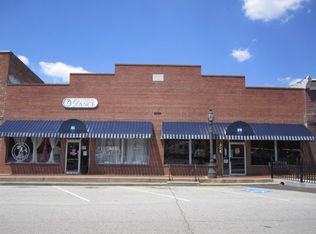 29 Market St, Barnesville, GA 30204