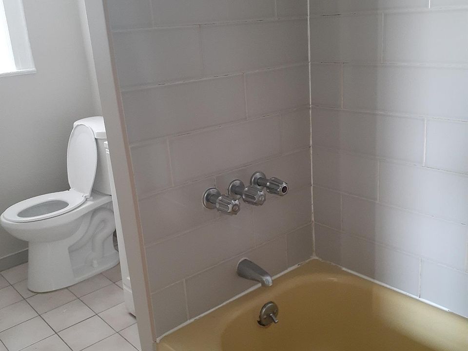 1st image of 6909 13th Ave #2R