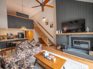 17J Snow Tree Ln UNIT J, West Dover, VT 05356