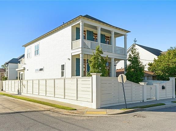2nd image of 6522 Center St