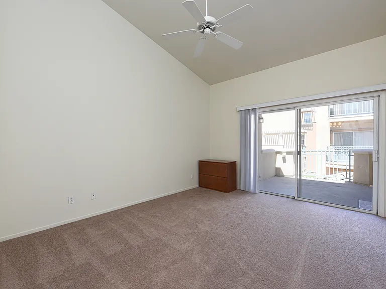 952 S 11th St #228 — Photo 18