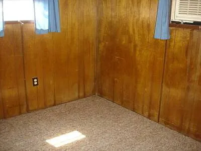 3008 Dennis Ct NE — Photo 2
