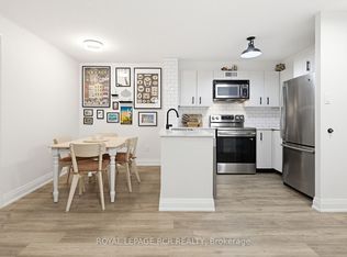 105 Victoria St #804, Toronto, ON M5C3B4